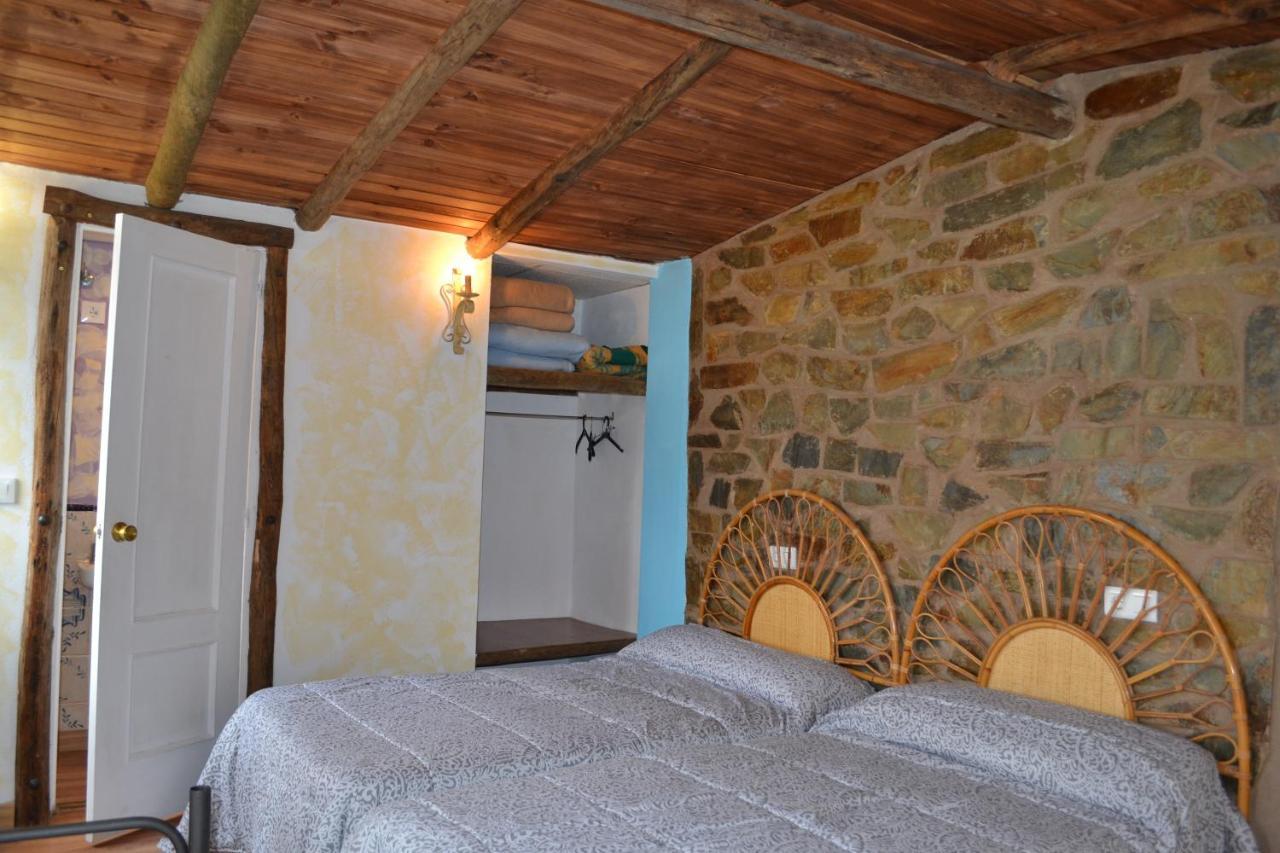 Albergue La Jarilla Plasenzuela Exteriér fotografie